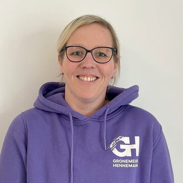 -bueromitarbeiterin-fahrschule-dortmund-gronemeier-hennemann